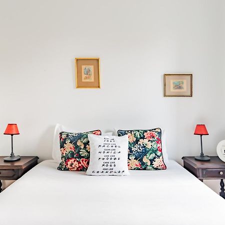 Monica'S Place A Friends' Inspired Apartment Lisboa Екстериор снимка