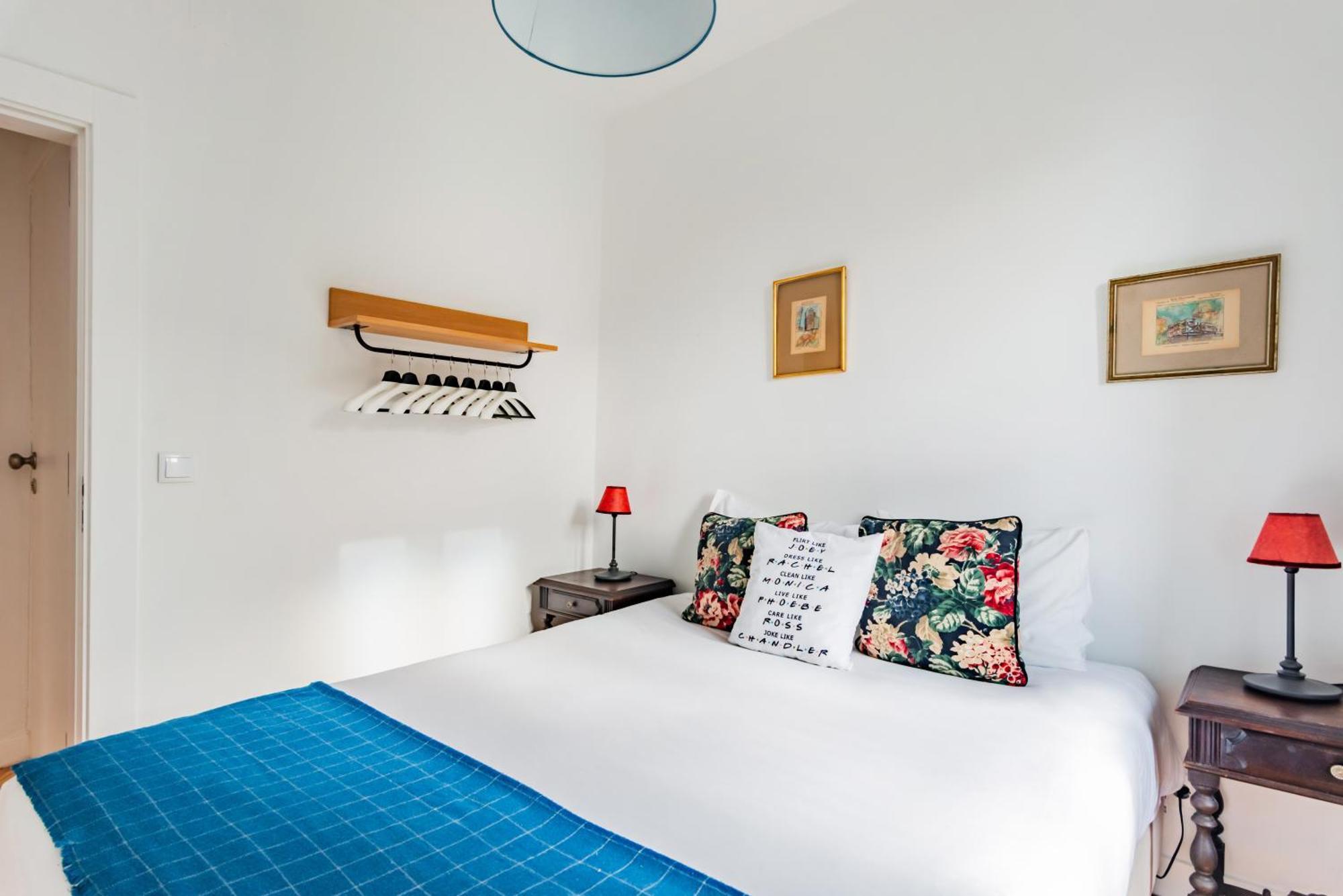 Monica'S Place A Friends' Inspired Apartment Lisboa Екстериор снимка