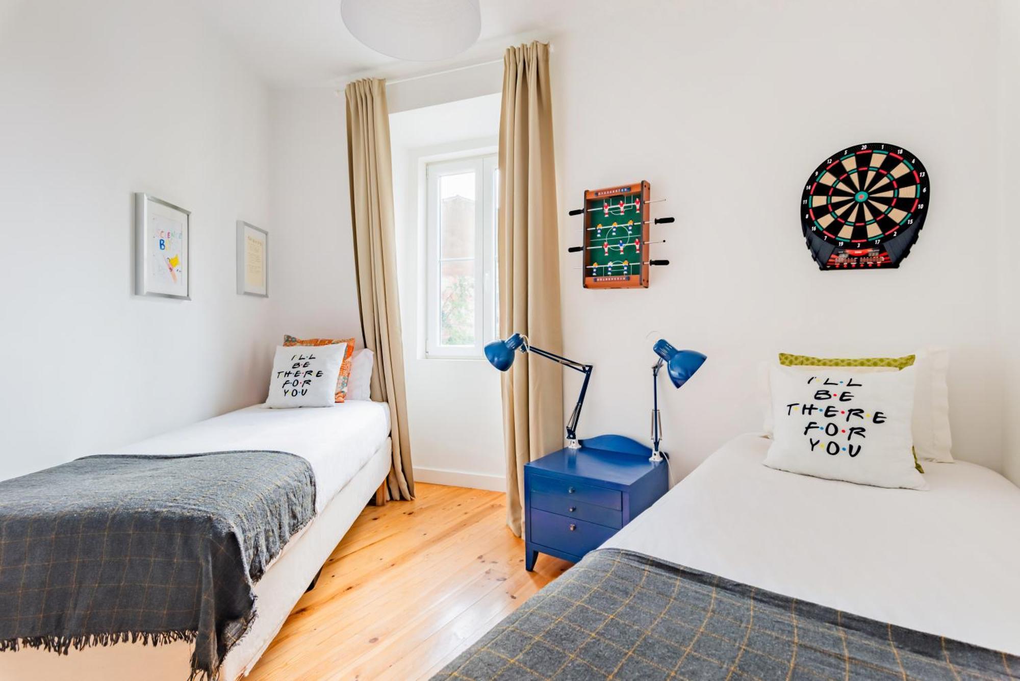 Monica'S Place A Friends' Inspired Apartment Lisboa Екстериор снимка